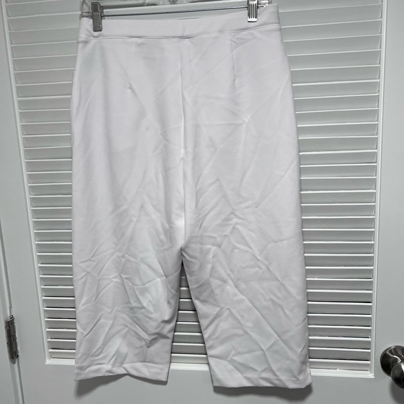 Antthony Boss Lady Bermuda Short - Picture 3 of 4